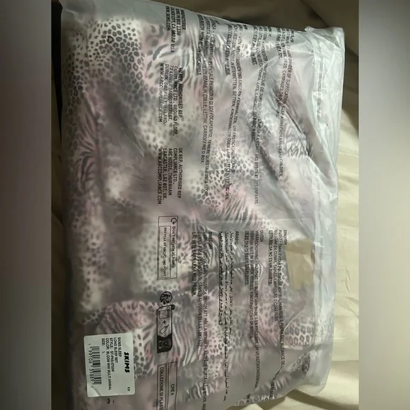 Skims Bloom Leopard Print Pajama Set - Picture 2 of 5